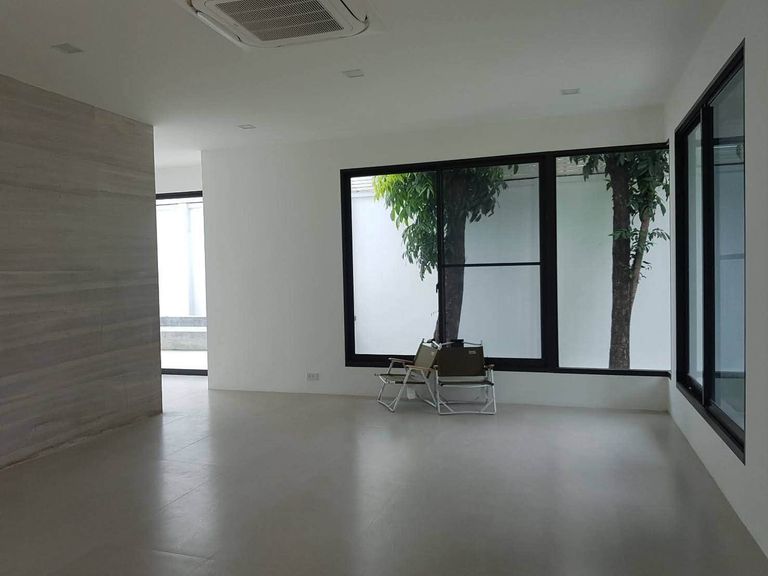 Ultimate Class Luxury Mansion in the Heart of Rattanathibet, Lada Wan Project, Rattanathibet, Next to MRT Bang Rak Noi–Tha It - photo 13