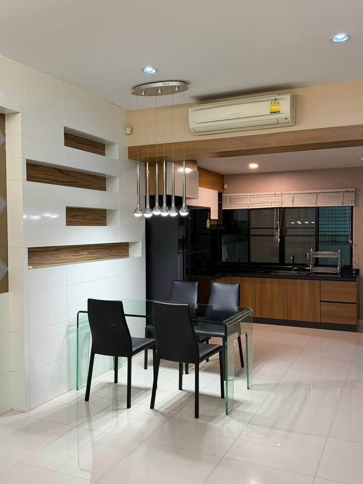 For Rent/Sale Luxury 3.5-Storey Townhome Project Blesstown Sukhumvit 50 - photo 8