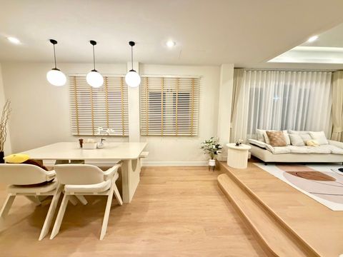 บ้าน รีโนเวทใหม่ทั้งหลัง เฟอร์นิเจอร์ใหม่ ปูพื้น spcใหม่ ทั้งหลัง พร้อมบิ้วอิน ทำเล ติดโรบินสันสุวรรณภูมิ พาซิโอ้ โฮมโปร index สนามบินสุวรรณภูมิ - 4