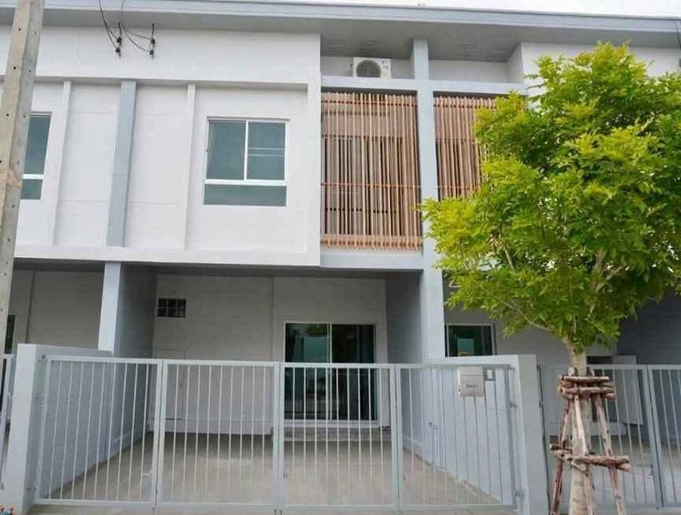 For Rent: Townhouse VENUE 24 Ratchaphruek - photo 1