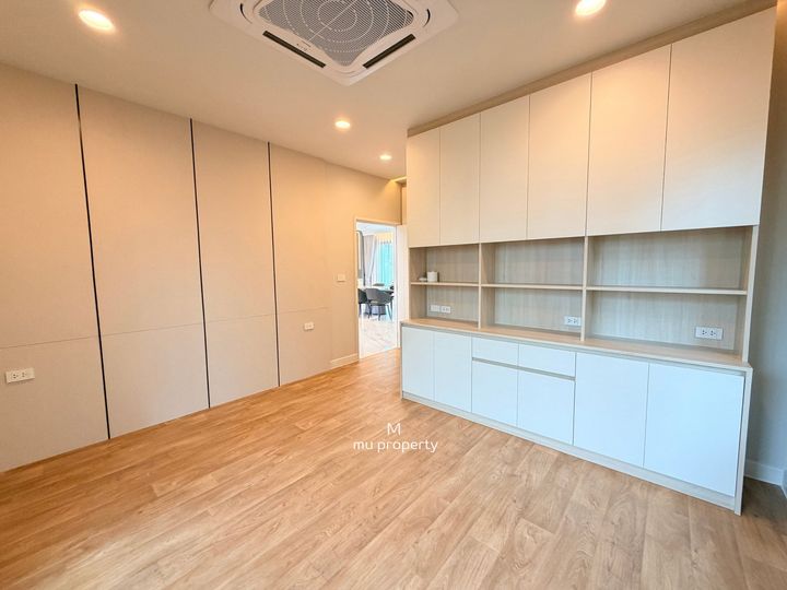 For Sale: New House, Never Lived In, Recently Finished Built-in Decoration, Fully Furnished as Shown in the Pictures, Setthasiri Wongwaen – Chatuchot - photo 6