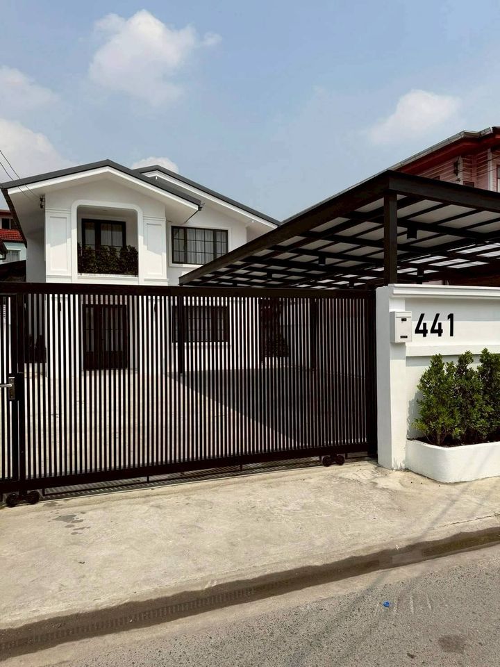 บ้านเดี่ยวรีโนเวทใหม่สไตล์มินิมอล ทำเลศักยภาพที่ตอบโจทย์ทุกการเดินทาง - รูปที่ 19