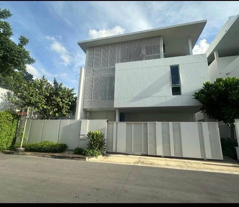 VIVE เอกมัย-รามอินทรา บ้านเดี่ยว 3 ชั้นหลังใหญ่ Modern Luxury ทำเลดี - 1