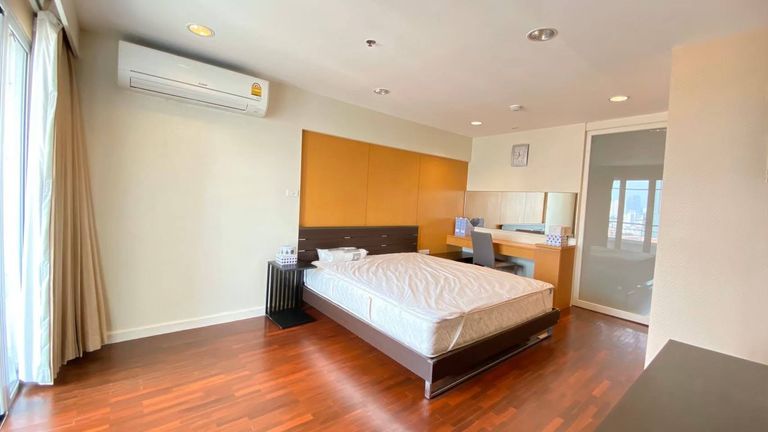 For Rent: River Heaven Condo Charoenkrung 3 Bedrooms 111 sqm 18th Floor Chao Phraya River View - photo 3