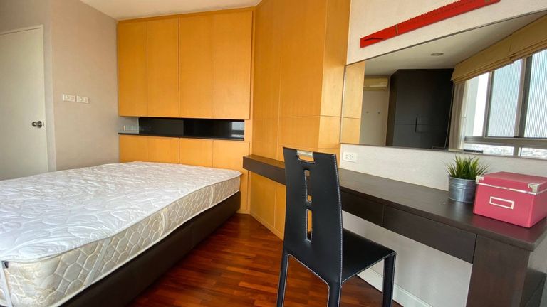 For Rent: River Heaven Condo Charoenkrung 3 Bedrooms 111 sqm 18th Floor Chao Phraya River View - photo 6
