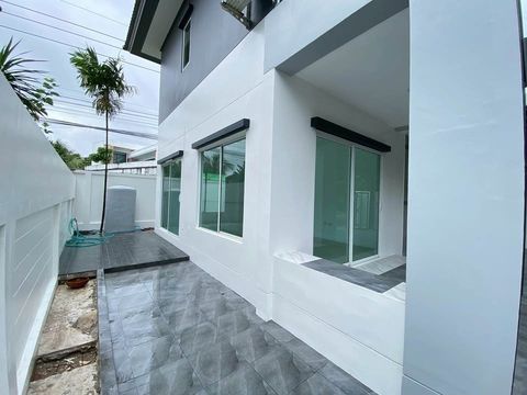 สิริวิลเลจ ป่าคลอก บ้านแฝด สไตล์บ้านเดี่ยว 2 ชั้น มีพื้นที่สีเขียวหน้าบ้านร่มรื่น - 4