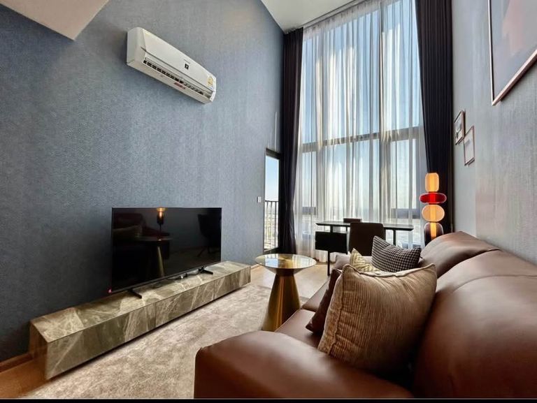 Life Rama4-Asoke: Duplex 2 bedrooms - photo 2