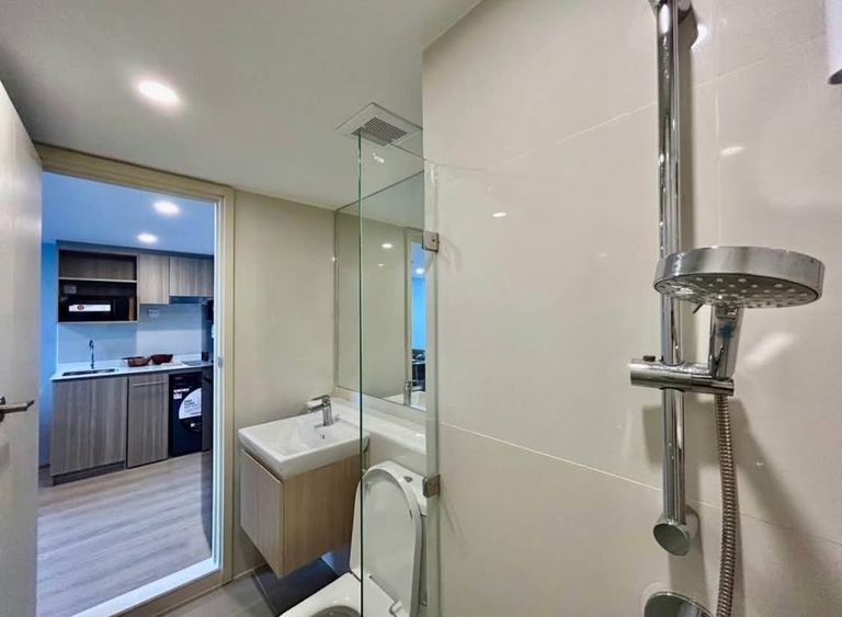 Life Rama4-Asoke: Duplex 2 bedrooms - photo 16