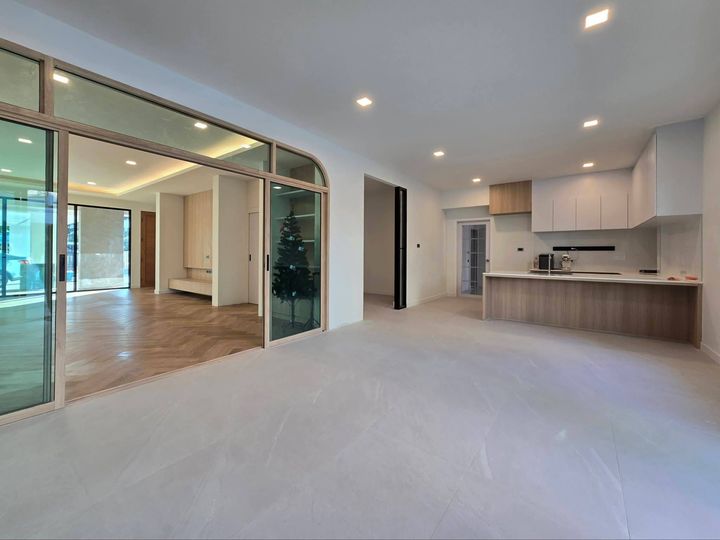 Renovated Detached House + Fully Extended Near Rangsit University, Parking for 8-9 Cars, Has an Office Room in Front - photo 6