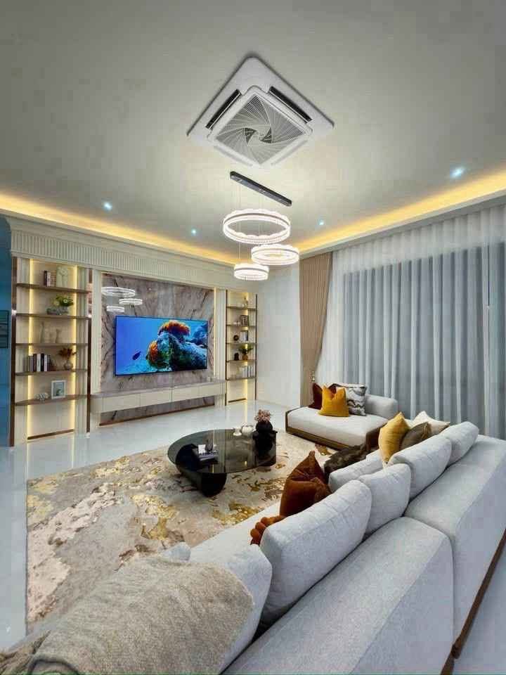 บ้านหรูสร้างใหม่มือ 1 สไตล์ Modern Classic พร้อมสระว่ายน้ำส่วนตัว บางละมุง ชลบุรี - รูปที่ 13