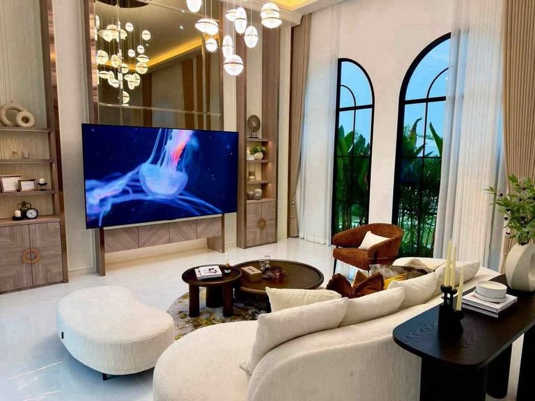 บ้านหรูสร้างใหม่มือ 1 สไตล์ Modern Classic พร้อมสระว่ายน้ำส่วนตัว บางละมุง ชลบุรี - รูปที่ 14