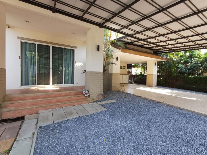 Large Corner Single House 112 sqw with Good Functionality: 5 Bedrooms, 4 Bathrooms, 4 Parking Spaces, Maid's Room, Separate Guest House with Attached Bathroom - photo 14