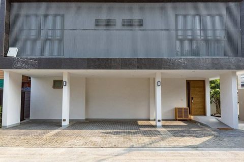 Luxury Business Residence จาก AssetWise พูลวิลล่า & โฮมออฟฟิศ 4 ชั้น สไตล์ - 2