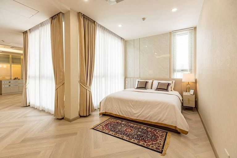 Luxury Business Residence by AssetWise - 4-Story Pool Villa & Home Office Style - photo 10