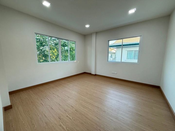 ถูกที่สุดในโครงการ สำหรับบ้านรีโนเวทไซส์นี้ โครงการมัณฑนา แจ้งวัฒนะ-ราชพฤกษ์ - รูปที่ 10