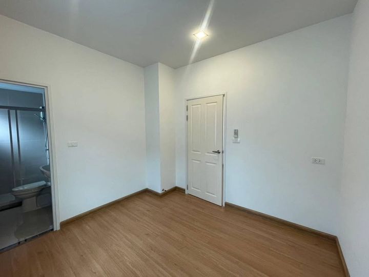 For Rent: Detached House Golden Neo 2 Ladprao-Kaset Nawamin, Rental Price 40,000 Baht per Month - photo 11