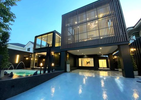 บ้านเดี่ยว พร้อมสระว่ายน้ำส่วนตัว ใจกลางเมือง รามคำแหง 81 / ลาดพร้าว 130 เหมาะอยู่อาศัยหรือ Home office - 1