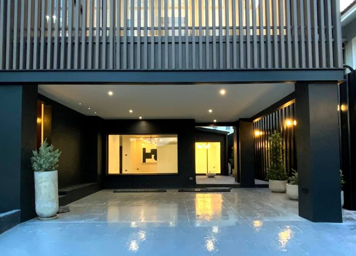 Single House with Private Swimming Pool in the Heart of Ramkhamhaeng 81 / Ladprao 130, Suitable for Living or Home Office - photo 9