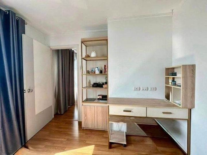For Sale: Lumpini Place Boromratchachonni–Pinklao Condo - photo 2