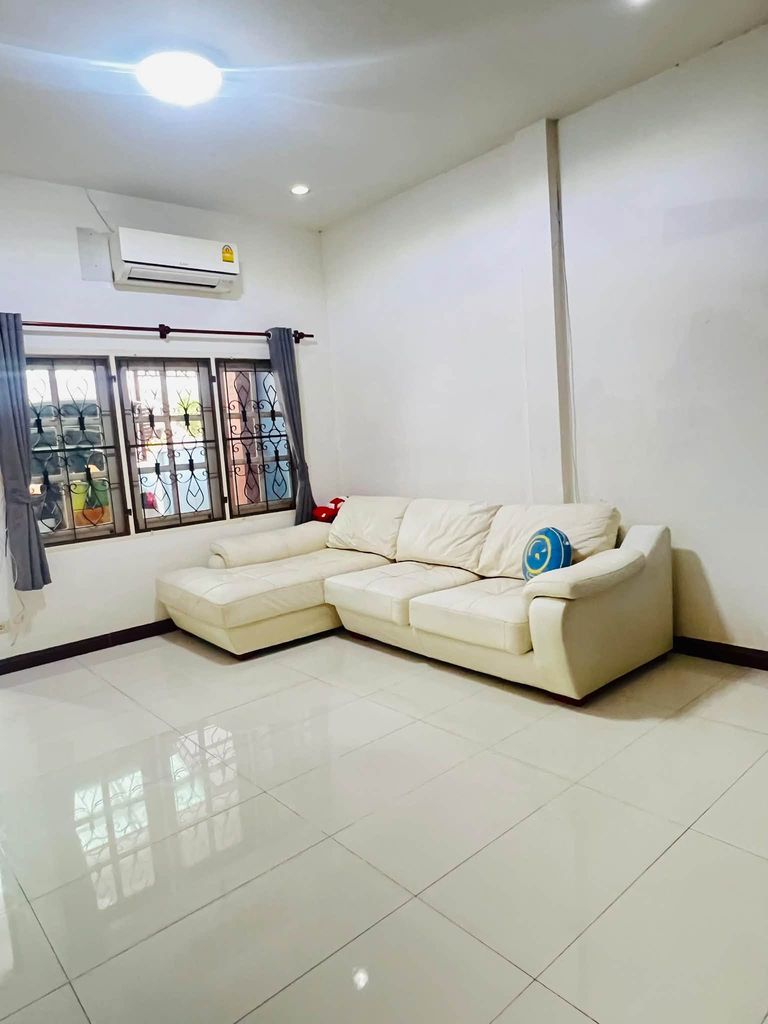 For rent: 3-story townhouse at Kettunuch Cheminet, Lat Phrao 87, behind CDC - photo 1