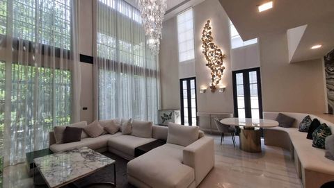 เช่า / ขาย Luxury Townhome พร้อมลิฟต์ @ Quarter 31 สุขุมวิท - 1