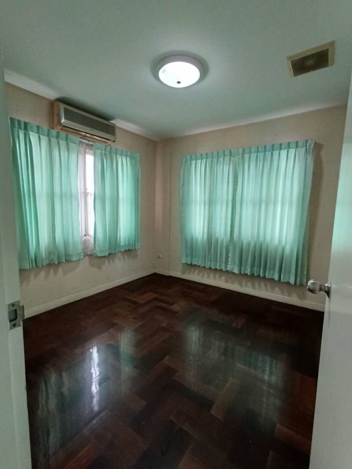 ไม่ผ่านนายหน้าเจ้าของบ้านขายเอง หมู่บ้านปาริชาติ 345 ราคาขาย 4,290,000 บาท - รูปที่ 12