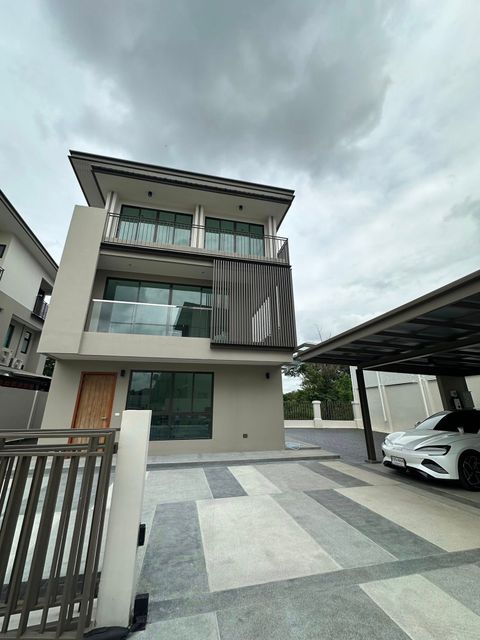บ้านเดี่ยวหรู 3 ชั้น – หลังริม พื้นที่ใหญ่สุดในโครงการ หมู่บ้าน AQ Arbor สวนหลวง ร.9 พร้อมเข้าอยู่ เจ้าของดูแลดี ฮวงจุ้ยดี - 1