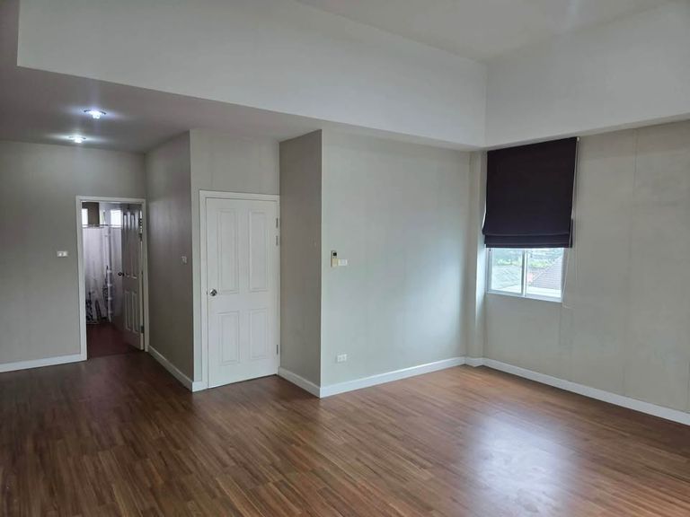 For Rent: Corner Townhome, Nalin Avenue 2 Project, Ramkhamhaeng 144 - photo 6
