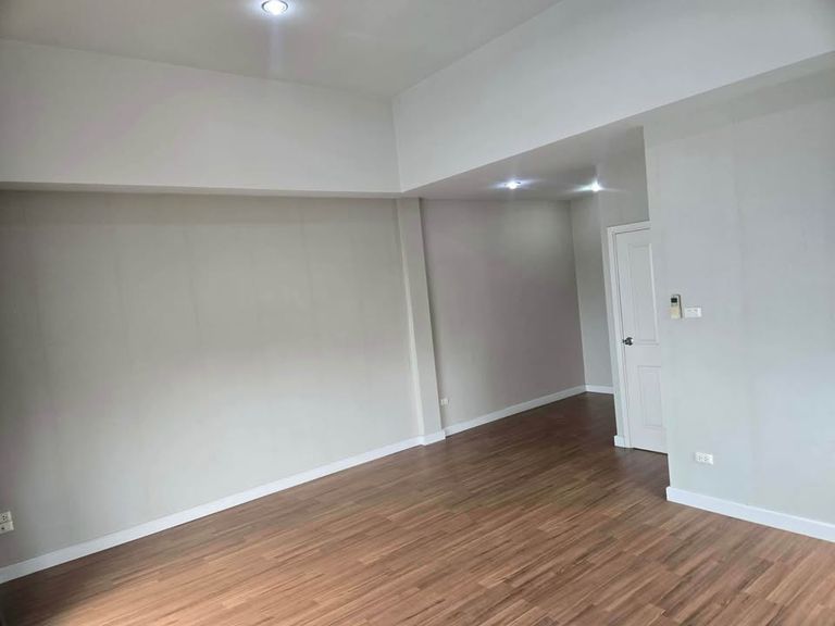 For Rent: Corner Townhome, Nalin Avenue 2 Project, Ramkhamhaeng 144 - photo 7