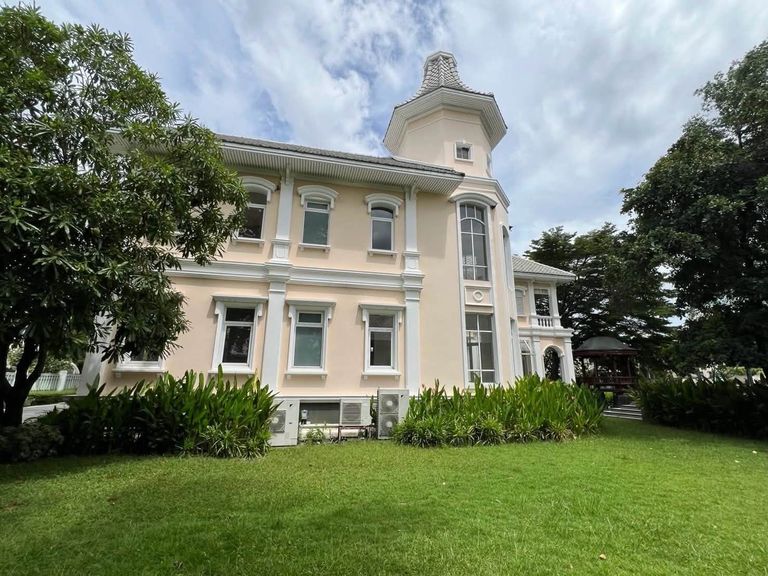 คฤหาสน์หรูพร้อมสระว่ายน้ำส่วนตัว The Royal Residence เกษตร-นวมินทร์ - รูปที่ 2