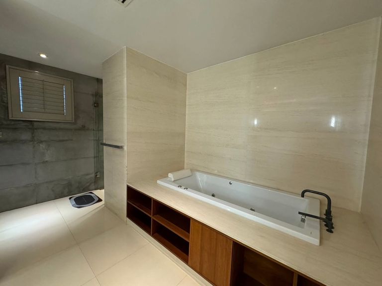 For Rent: The Crest Ruamrudee Condo (BTS Ploenchit) - photo 12