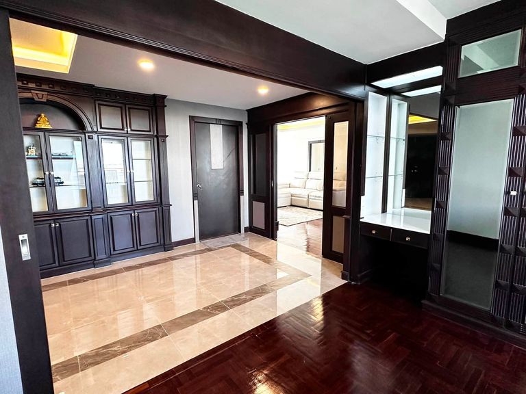 คอนโดหรูริมแม่น้ำเจ้าพระยา Renovate ใหม่ทั้งหลัง Riverside Villa Condominium 1 | 200 ตร.ม. | ชั้น 15 - รูปที่ 7