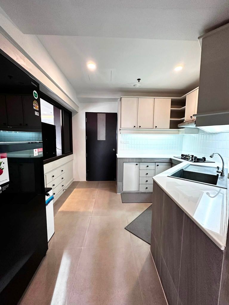คอนโดหรูริมแม่น้ำเจ้าพระยา Renovate ใหม่ทั้งหลัง Riverside Villa Condominium 1 | 200 ตร.ม. | ชั้น 15 - รูปที่ 9