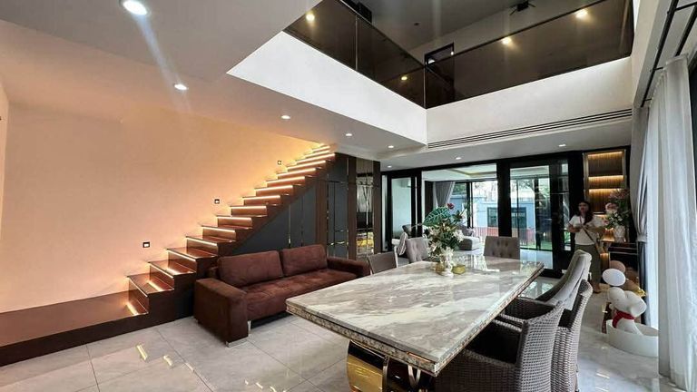 Luxury 3-Story Detached House 97 sq.wah with Elevator and Private Swimming Pool 473 sqm in the Heart of Inthamara 28–Ratchadapisek, Central City Location - photo 6