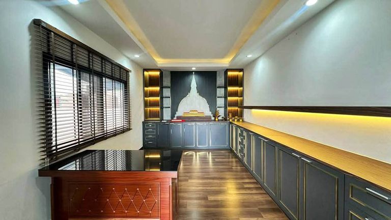 Luxury 3-Story Detached House 97 sq.wah with Elevator and Private Swimming Pool 473 sqm in the Heart of Inthamara 28–Ratchadapisek, Central City Location - photo 8
