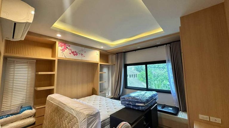 Luxury 3-Story Detached House 97 sq.wah with Elevator and Private Swimming Pool 473 sqm in the Heart of Inthamara 28–Ratchadapisek, Central City Location - photo 13