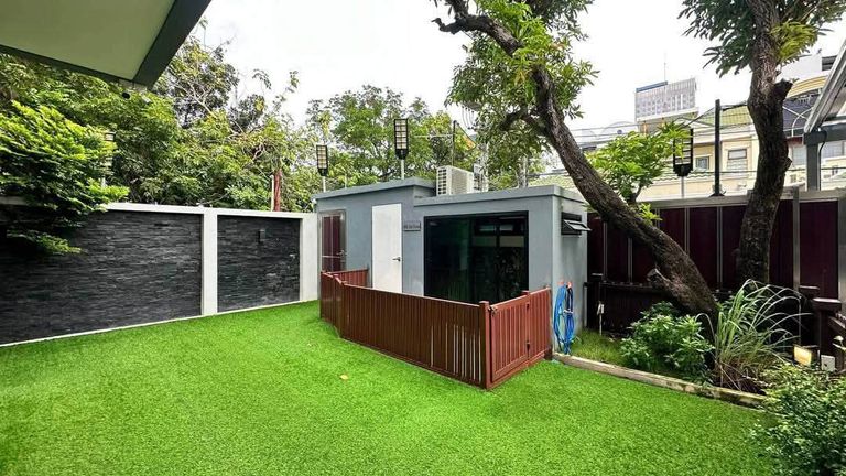 Luxury 3-Story Detached House 97 sq.wah with Elevator and Private Swimming Pool 473 sqm in the Heart of Inthamara 28–Ratchadapisek, Central City Location - photo 18