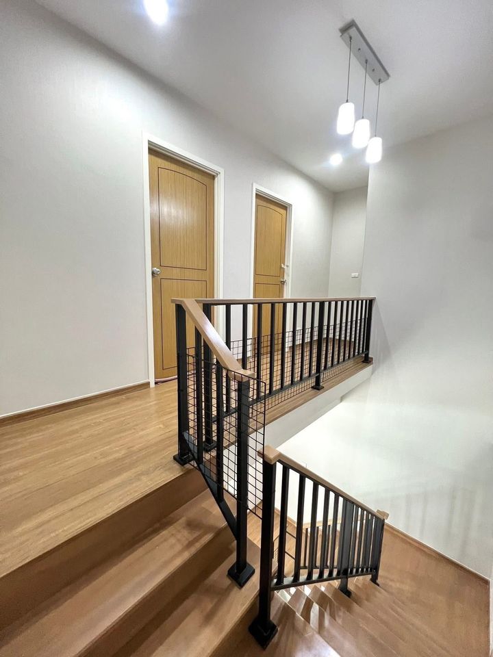 ให้เช่าบ้านทาวน์โฮม 3 ชั้น (หลังมุม)ใจกลางรัชดา-ลาดพร้าว - รูปที่ 9