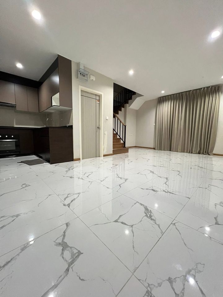ให้เช่าบ้านทาวน์โฮม 3 ชั้น (หลังมุม)ใจกลางรัชดา-ลาดพร้าว - รูปที่ 23