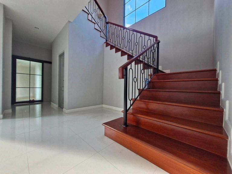 Luxury House Ready to Move In, NIYHAM Project, Borommaratchachonnani - photo 8