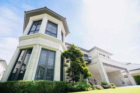 Luxury Detached House Near Clubhouse Narasiri Krungthep Kreetha, Function Adjustable to Lifestyle - 3