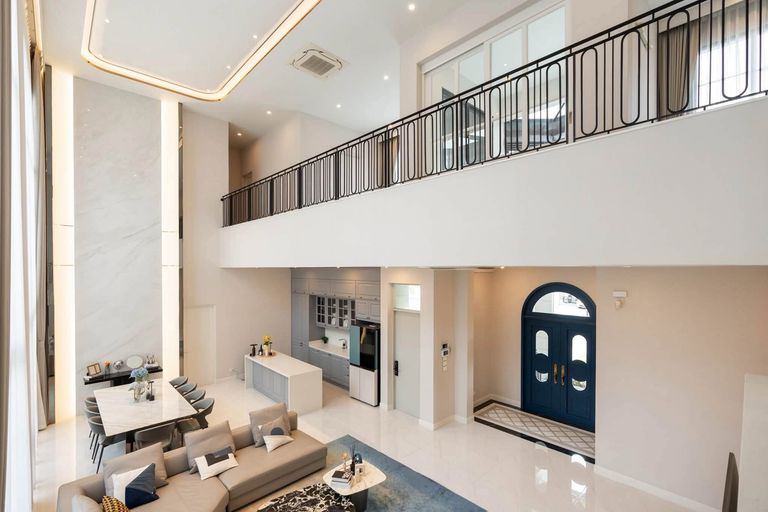 Luxury Detached House Near Clubhouse Narasiri Krungthep Kreetha, Function Adjustable to Lifestyle - photo 11