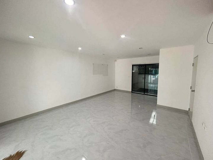 หมู่บ้าน iField Bangna (ไอฟิลด์ บางนา) บ้านทาวน์โฮม 2 ชั้น - รูปที่ 4