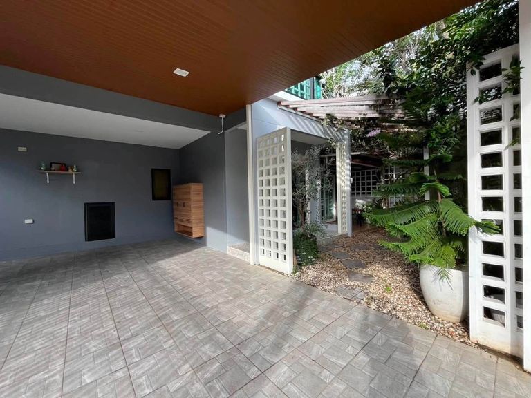 For Sale: Vintage Minimalist Single House in Si Racha-Bang Phra - photo 15