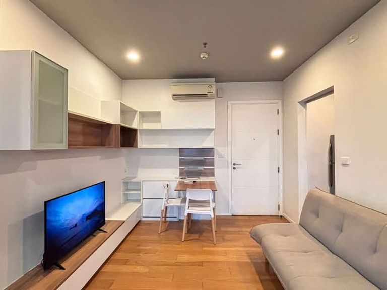 Blocs 77 Condo - photo 2