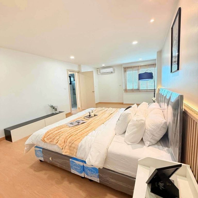 ทิพยฤกษ์ คอนโดมิเนียม 104 ตร.ม. 2 ห้องนอน 2 ห้องน้ำ - รูปที่ 1