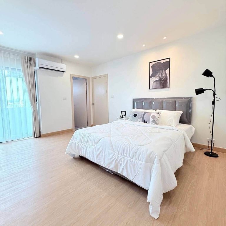 ทิพยฤกษ์ คอนโดมิเนียม 104 ตร.ม. 2 ห้องนอน 2 ห้องน้ำ - รูปที่ 2