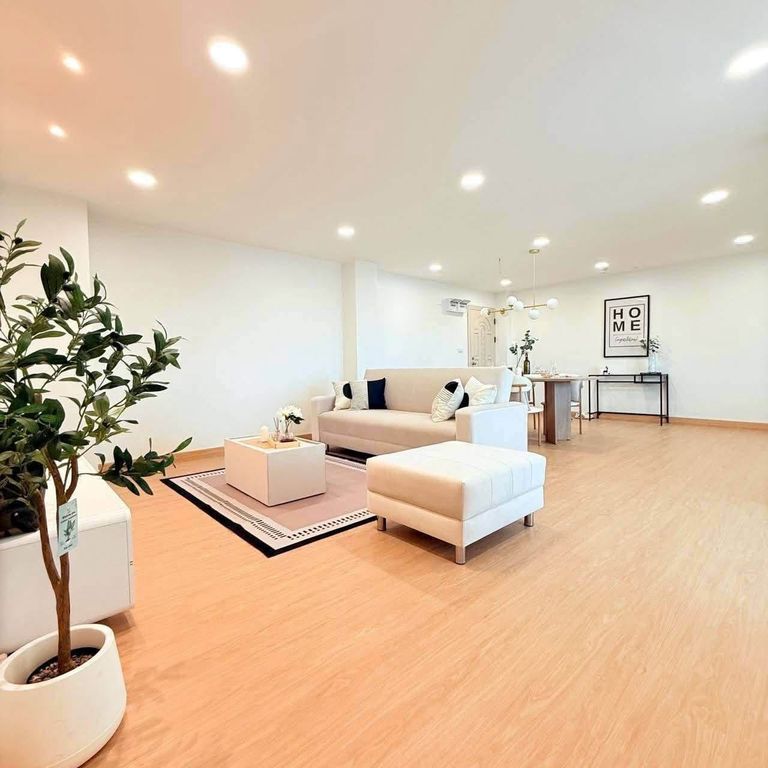 ทิพยฤกษ์ คอนโดมิเนียม 104 ตร.ม. 2 ห้องนอน 2 ห้องน้ำ - รูปที่ 3