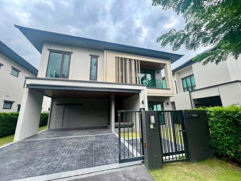 บ้านใหม่หรู ไม่เคยเข้าอยู่ ตกแต่งครบ พร้อมเข้าอยู่ทันที วิวาลดี้ บางนา กม.5 - 1