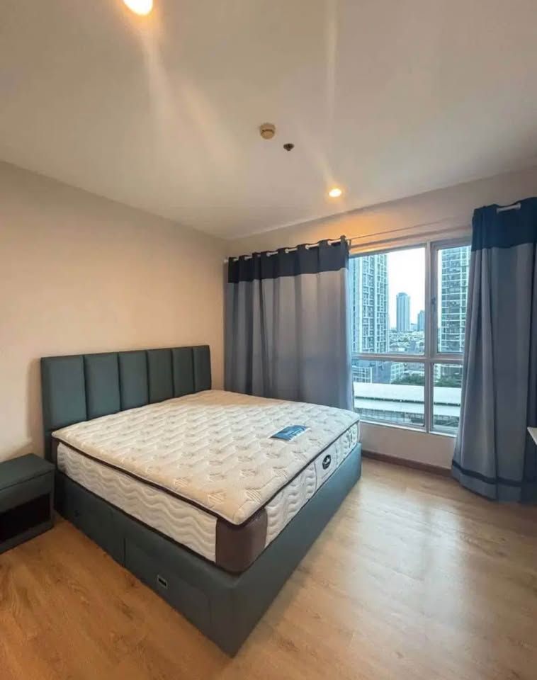 Hive Sathorn BTS Krung Thon Buri big 1 bed 49 sqm 18,000/month - photo 2